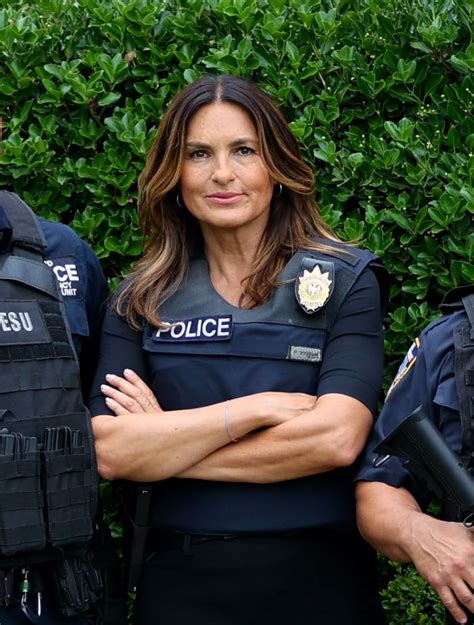 ‘Law and Order’ Fans Beg Mariska Hargitay to Be Careful After Seeing Her ‘Terrifying’ IG